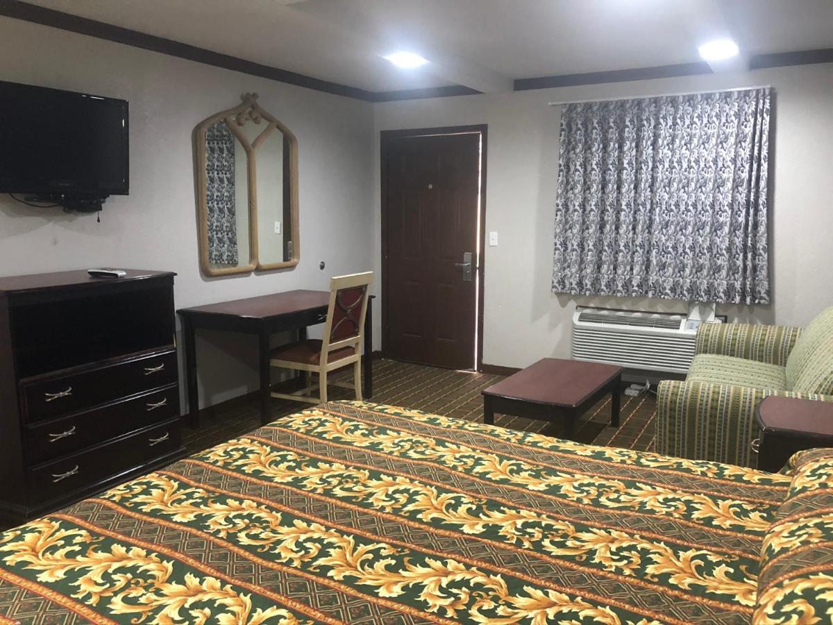 American Inn And Suites Victoria Luaran gambar